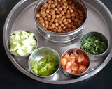 A picture of step 1 of Instant Masala Peanut.
