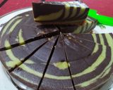Foto langkah ke 6 dari resep Puding roti tawar zebra lapis biskuit.