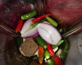 Gambar langkah 2 resipi Sambal Kemangi Terung Asam.