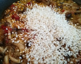 Foto del paso 9 de la receta: Arroz meloso con setas y sobrasada