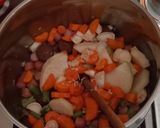 2015. Zöldséges vöröslencse főzelék füstölt kolbász és füstölt virslivel recept fázis 2 fotója