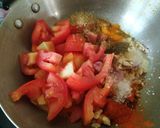 A picture of step 2 of Paneer jalfrezi.