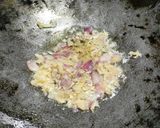 Foto langkah ke 2 dari resep Bekal sekolah, Tumis jamur kuping (1077).