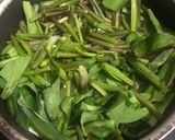 Foto langkah ke 2 dari resep Genjer Bumbu Cobek.