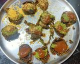 A picture of step 2 of Patra Aluvadi Bhel.