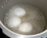 A picture of step 1 of Garlic Egg Curry.