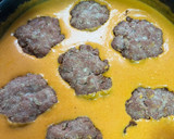 Foto del paso 5 de la receta: Filetes rusos en salsa curry