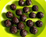 Foto langkah ke 1 dari resep Choco balls #PR_olahancoklat.