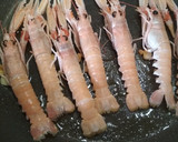 Foto del paso 7 de la receta: Paella de cigalas y rape