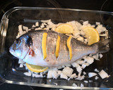 Foto del paso 3 de la receta: Lubina o dorada al horno