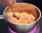 A picture of step 1 of Chicken tikka samosa.