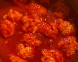 Une image de l'étape 3 de Tomato stew with dumplings.