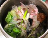 A picture of step 1 of Yokohama Ramen.