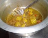 A picture of step 2 of Matar pulao.