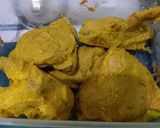 Foto langkah ke 3 dari resep Ayam ungkep goreng.