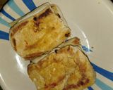A picture of step 5 of Toasted bread and egg.