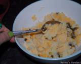Mashed potato grilled sandwich with cheddar cheese recipe step 5 photo