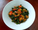 Foto langkah ke 4 dari resep Tumis Kacang Panjang Baso.