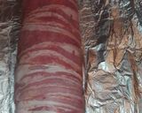 Foto del paso 6 de la receta: Rollo de carne picada rellena en salsa con champiñones, pollo y piquillos