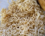 Foto del paso 6 de la receta: Pasta ramen con camarón