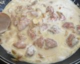 Foto del paso 4 de la receta: Ñoquis con butifarra y champiñones a la trufa