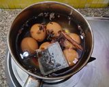Foto langkah ke 5 dari resep Telur Teh 茶鸡蛋 (Dapat juga digunakan untuk Nasi Tim).