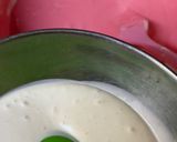 Foto langkah ke 4 dari resep Bolu Santan Susu Kukus Merah Putih.