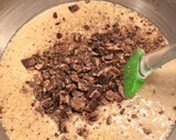 Foto del paso 12 de la receta: Bizcocho de avena, coco y trocitos de chocolate sin gluten