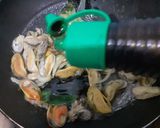 Foto langkah ke 4 dari resep Spiral Macaroni Kerang Saus Tiram.