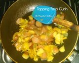 Foto langkah ke 4 dari resep Pizza Gurih dan Manis #Berani Baking Berani Sharing.