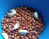 Foto langkah ke 2 dari resep Kacang Bawang Sangrai😋.