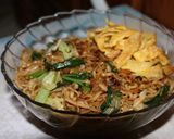 Foto langkah ke 10 dari resep Mie goreng jawa ala rumahan.