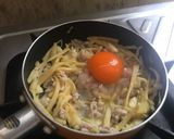 รูปขั้นตอนการทำที่ 3 ของ หน่อไม้ผัดไข่ใส่หมูสับ