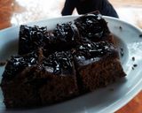 Foto langkah ke 5 dari resep Brownies Coklat Ekonomis (no mixer, takaran sendok).