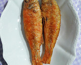 Foto del paso 4 de la receta: Salmonetes en escabeche de pimentón ahumado y tomates secos