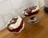 Erdei gyümölcsös pohárkrém recept fázis 6 fotója