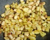 A picture of step 3 of Sabudana Khichdi.