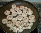 Foto del paso 3 de la receta: Champiñones rellenos de queso azul