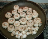 Foto del paso 3 de la receta: Champiñones rellenos de queso azul