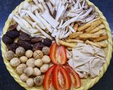 Hình bước làm 1 của món Mì Quảng chay