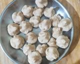 गूळ खोबऱ्याचे मोदक (gul khobryache modak recipe in marathi) रेसिपी स्टेप 4 फोटो