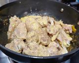 A picture of step 4 of Dahi chicken.