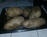 Foto del paso 1 de la receta: Bombas de papas rellenas con queso y salchichas de Viena