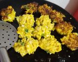 बंद गोभी के पकौड़े (Band gobhi ke pakode recipe in hindi) रेसिपी चरण 3 फोटो