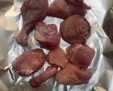 A picture of step 1 of Foil packed chicken in Soya sauce.