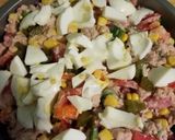 A picture of step 6 of Tuna & Bell Peppers Salad w/ Egg Whites.