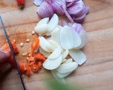Foto langkah ke 1 dari resep Tumis Telur Bawang Terasi.