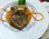 Foto del paso 8 de la receta: Solomillo de cerdo encebollado