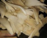Foto langkah ke 1 dari resep Jamur Crispi ala Pemula.