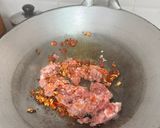 รูปขั้นตอนการทำที่ 3 ของ ผัดเผ็ดหมูสับ